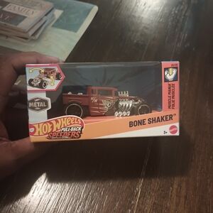 Hot Wheels Bone Shaker Pull-Back Speeder - Red